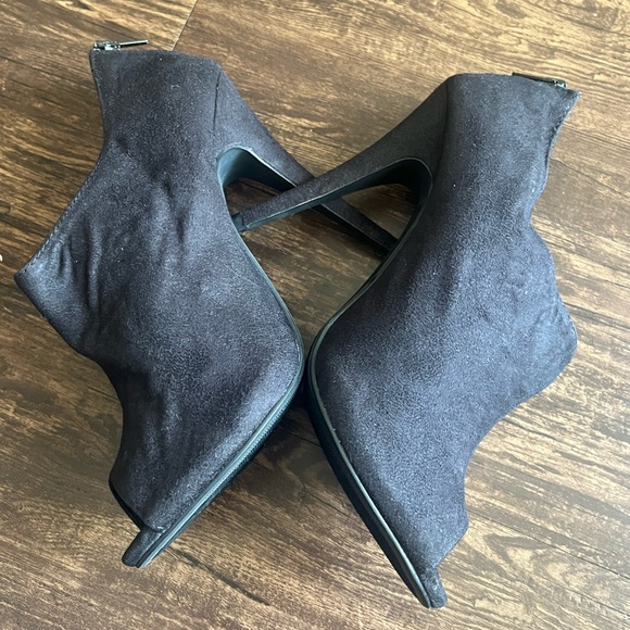 Paprika Peep-Toe High Heels Size 8.5 Black Suede Back Zip Dressy Sexy - Picture 7 of 9